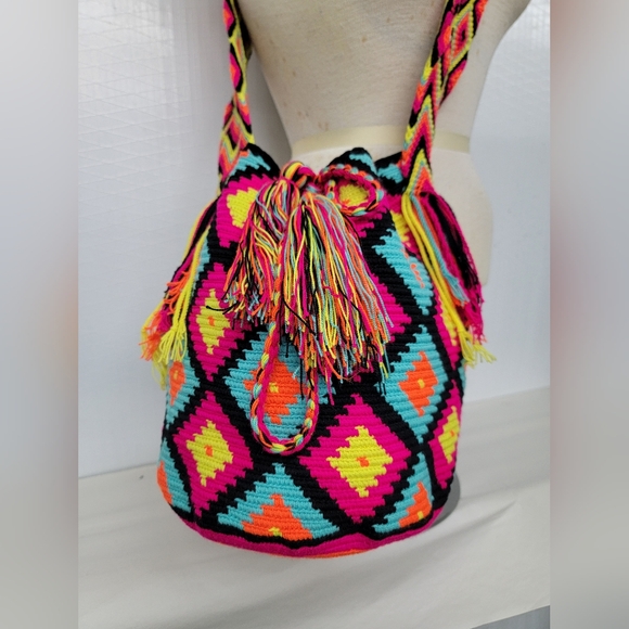 Hippie Boho Hobo Crossbody Bag Wayuu Mochila Tribal - Picture 2 of 11